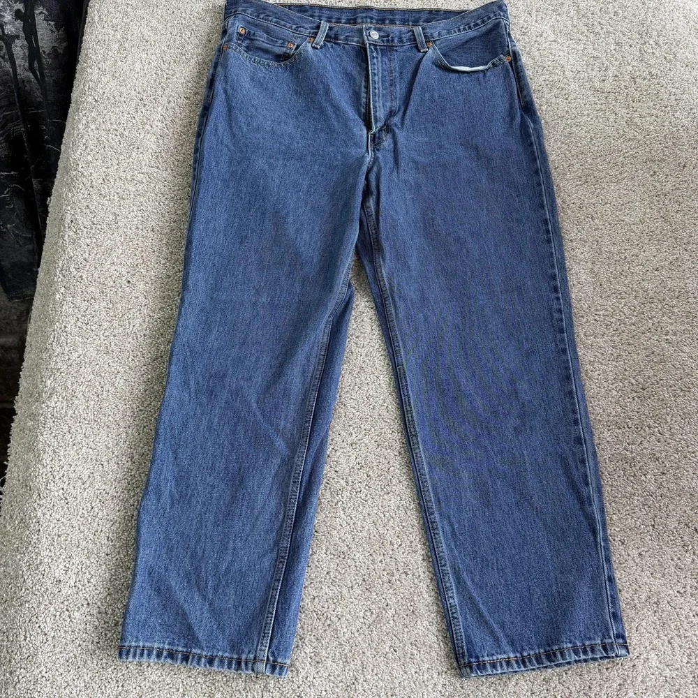 Levis 550 Jeans Mens 38x30 Medium Wash Blue Denim Relaxed Tapered Casual Pants